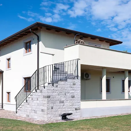 I&r Apartma Hrpelje